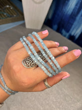Load image into Gallery viewer, Aquamarine faceted stone bracelet