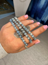 Load image into Gallery viewer, Aquamarine stone bracelet