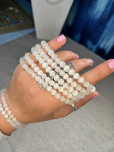 Load image into Gallery viewer, Selenite stone bracelet