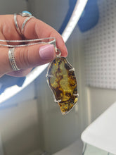 Load image into Gallery viewer, Amber pendant