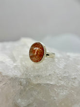 Load image into Gallery viewer, Sunstone ring