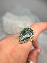 Load image into Gallery viewer, Seraphinite ring