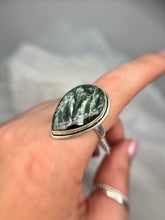 Load image into Gallery viewer, Seraphinite ring