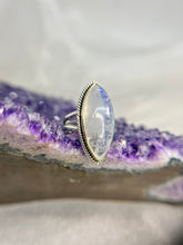Load image into Gallery viewer, Moonstone ring