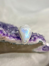 Load image into Gallery viewer, Moonstone ring