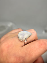Load image into Gallery viewer, Moonstone ring