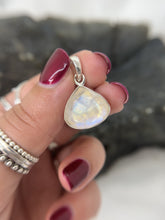 Load and play video in Gallery viewer, Moonstone pendant
