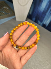 Load image into Gallery viewer, Amber stone bracelet
