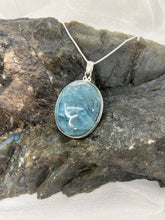 Load image into Gallery viewer, Aquamarine pendant
