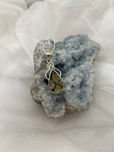 Load image into Gallery viewer, Dendritic Quartz pendant
