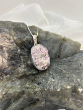 Load image into Gallery viewer, Lepidolite pendant
