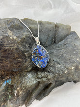 Load image into Gallery viewer, Boulder Opal pendant
