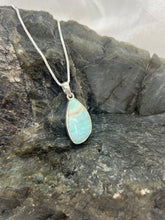 Load image into Gallery viewer, Carribean Calcite pendant
