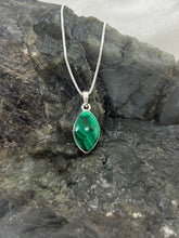 Load image into Gallery viewer, Malachite pendant
