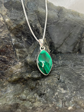 Load image into Gallery viewer, Malachite pendant
