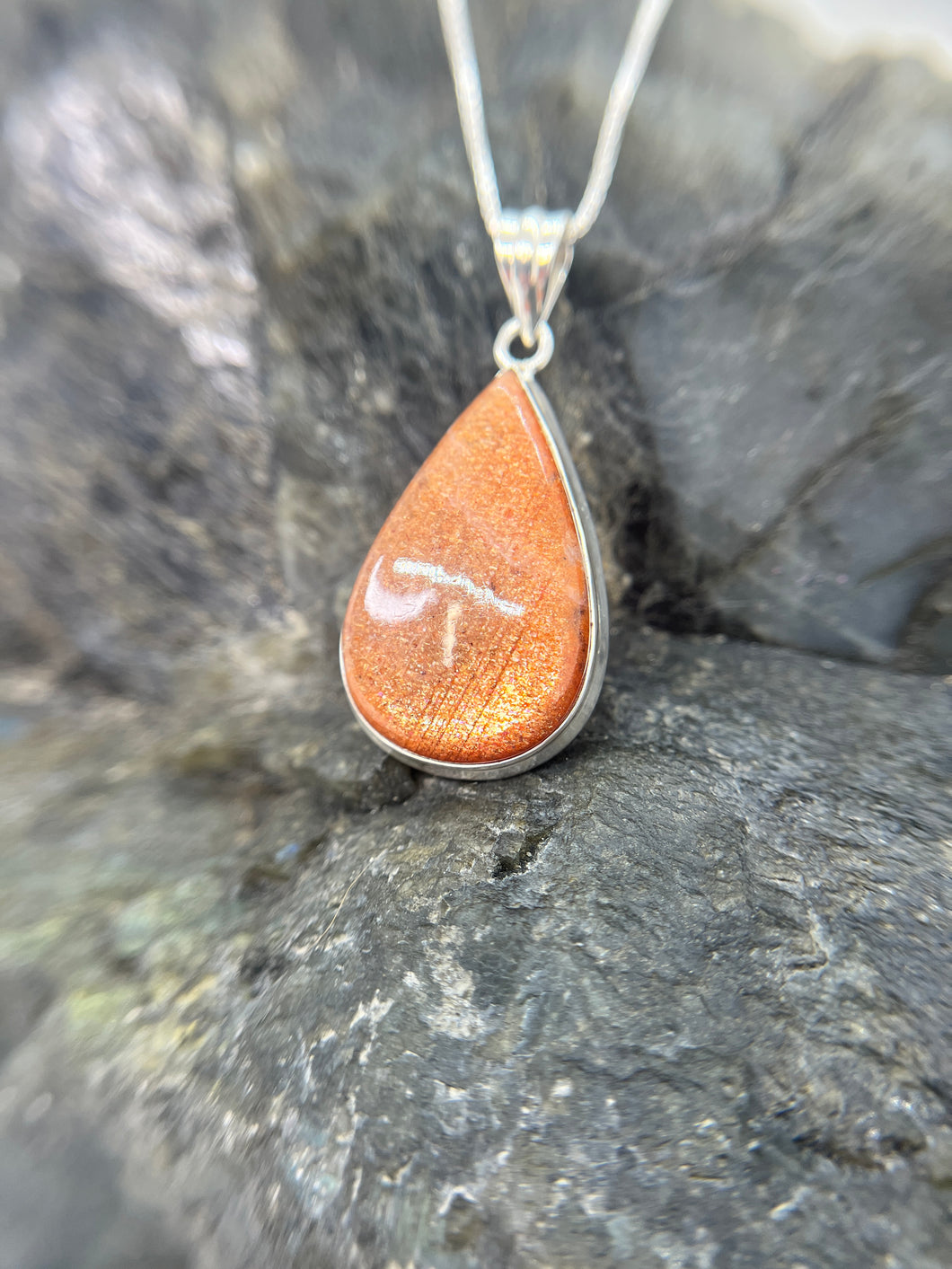 Sunstone pendant