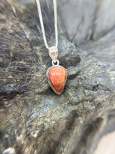 Load image into Gallery viewer, Sunstone pendant
