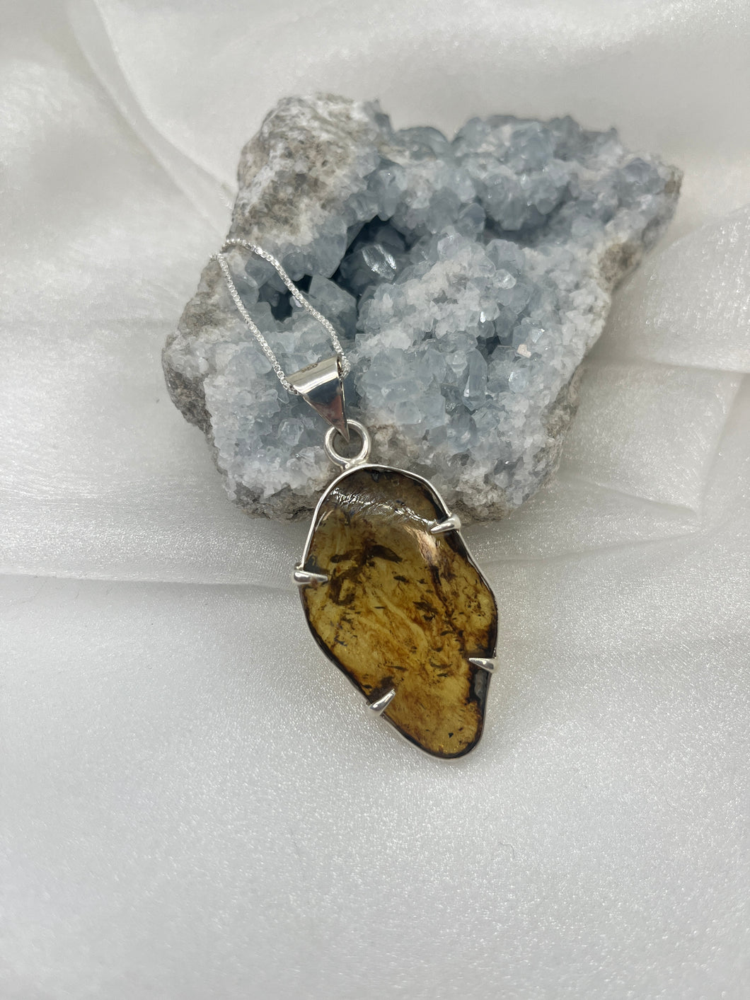 Amber pendant