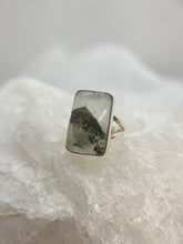 Load image into Gallery viewer, Secret Garden Quartz ring
