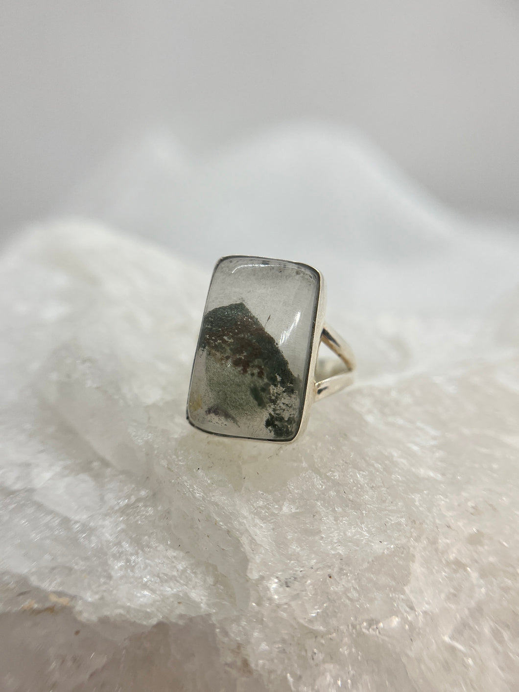 Secret Garden Quartz ring