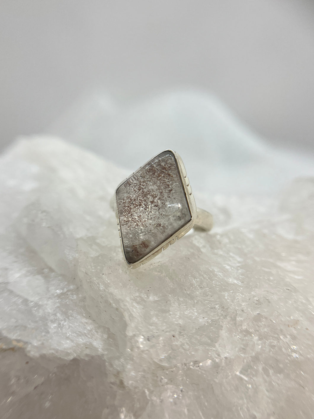 Secret Garden Quartz ring