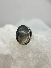 Load image into Gallery viewer, Secret Garden Quartz ring
