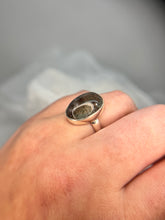 Load image into Gallery viewer, Secret Garden Quartz ring
