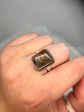 Load image into Gallery viewer, Secret Garden Quartz ring
