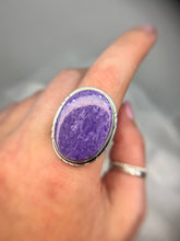 Load image into Gallery viewer, Charoite ring
