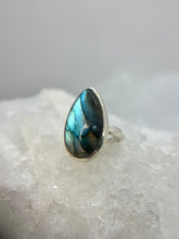 Load image into Gallery viewer, Labradorite ring
