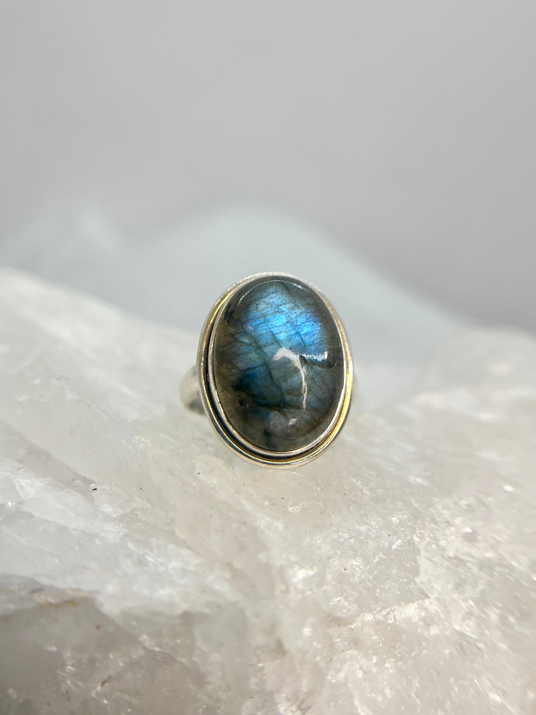 Labradorite ring