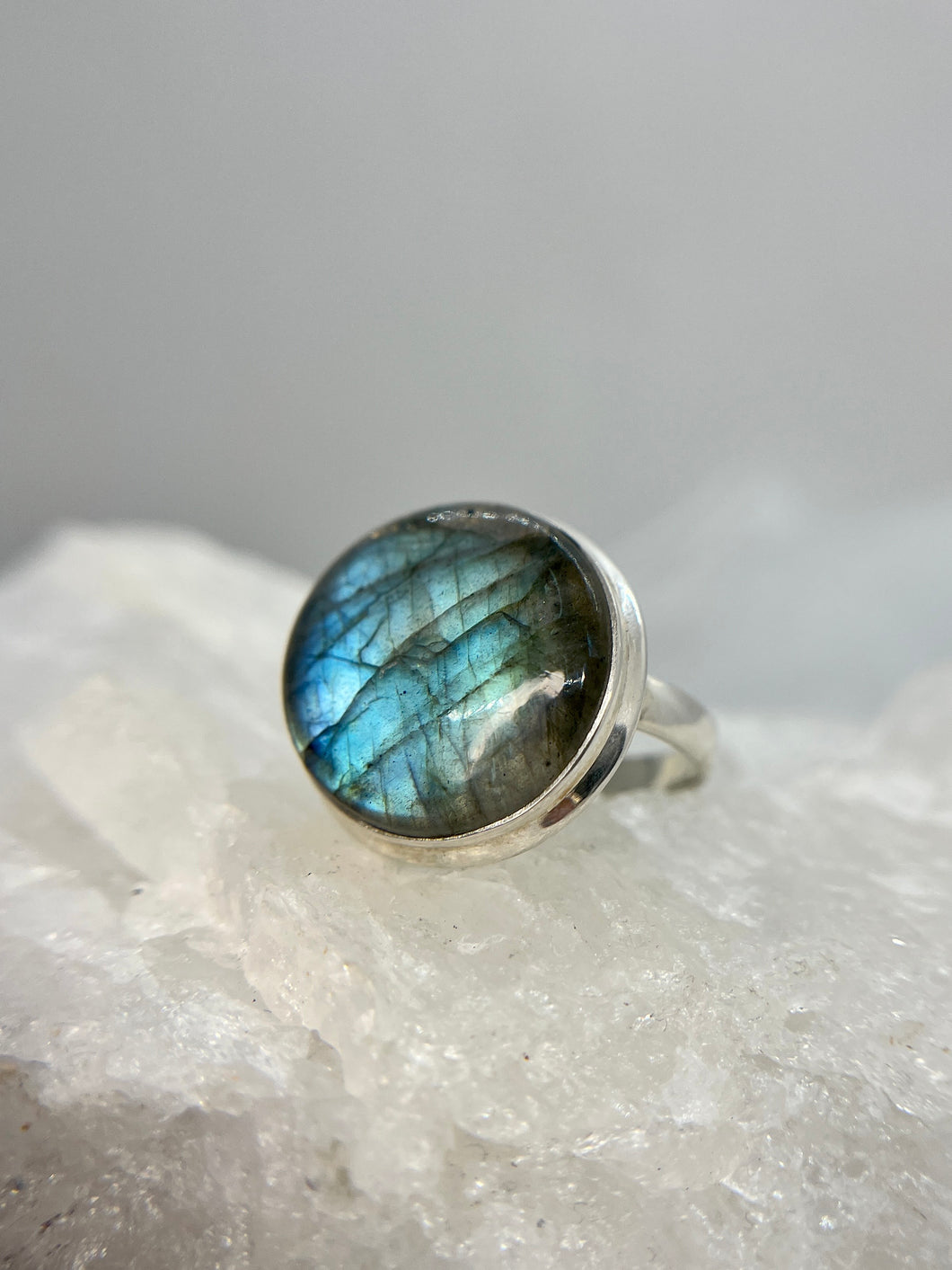 Labradorite ring