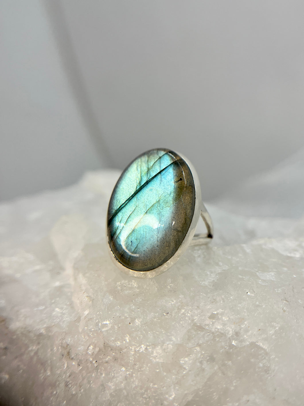 Labradorite ring