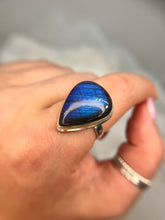 Load image into Gallery viewer, Labradorite ring
