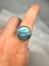 Load image into Gallery viewer, Labradorite ring
