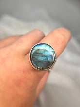 Load image into Gallery viewer, Labradorite ring
