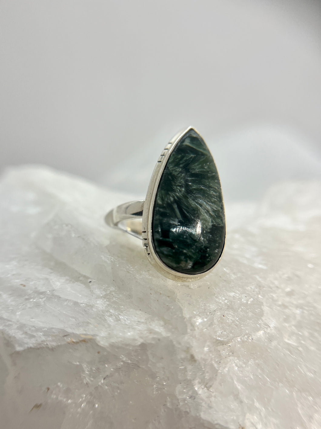 Seraphinite ring