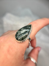 Load image into Gallery viewer, Seraphinite ring
