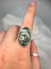 Load image into Gallery viewer, Seraphinite ring
