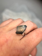 Load image into Gallery viewer, Elite Shungite ring
