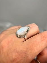 Load image into Gallery viewer, Moonstone ring
